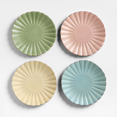View Cielo Scalloped Terracotta Salad Plates Set of 4 details