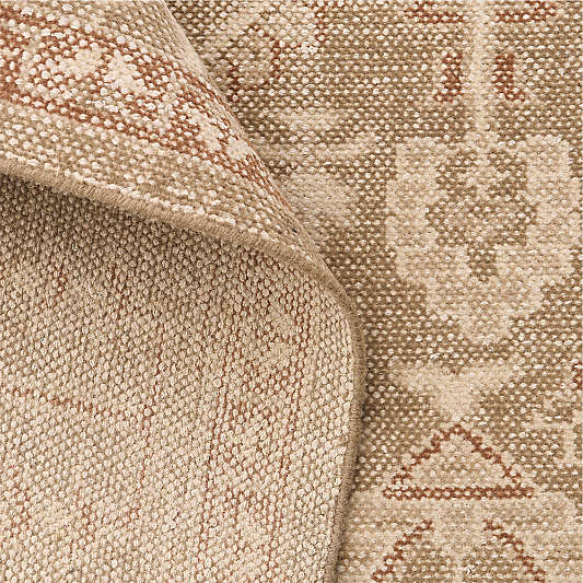 Combe Wool Traditional Handknotted Garden Beige Rug Swatch 12"x18"