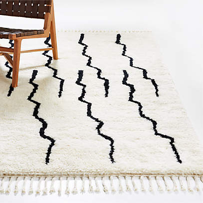 Coleto Black And White Rug Crate