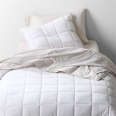Comfy Tee Organic Cotton Jersey Reversible Light Grey and Beige Twin XL Quilt