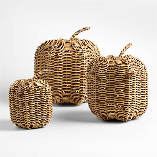 Conway Indoor/Outdoor Large Rattan Pumpkin