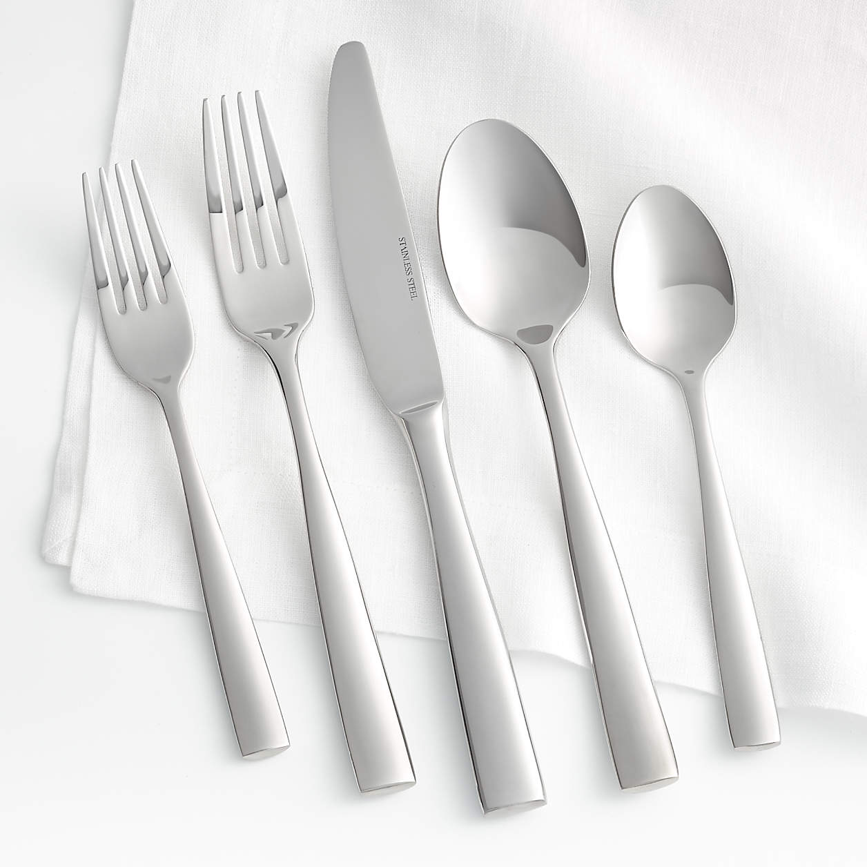 Marin Mirror 20-Piece Flatware Set