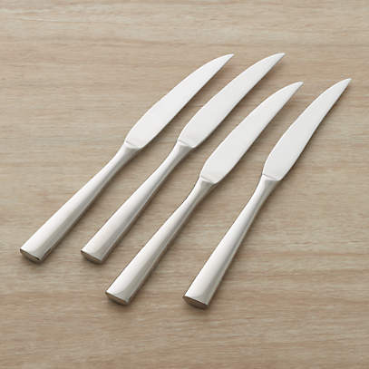Set of table knives