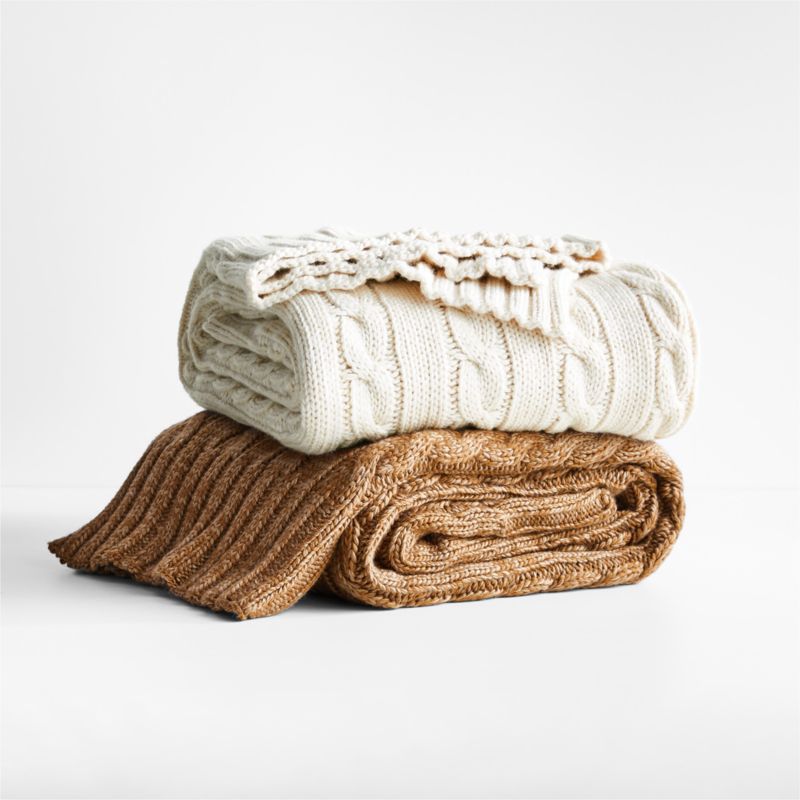 Alabaster Beige Cozy Cable Knit 70