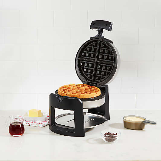 Cuisinart ® Flip Belgian Waffle Maker
