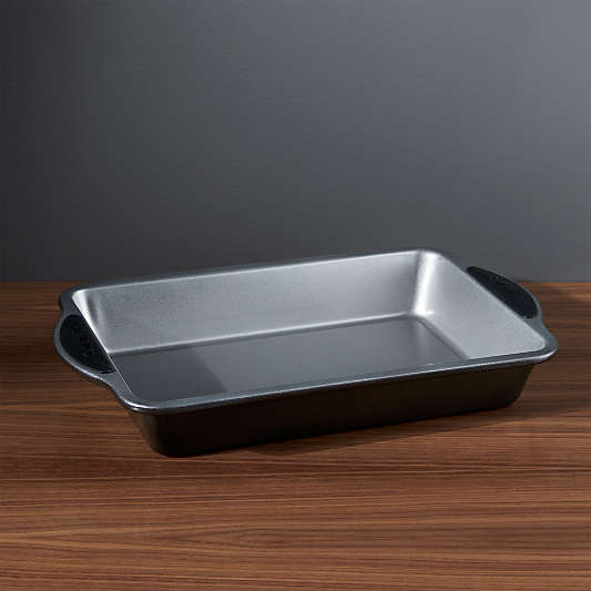 Cuisinart ® 13"x9" Cake Pan