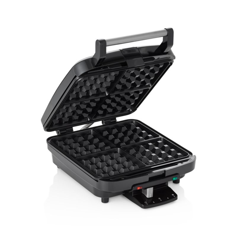 Cuisinart ® 4-Slice Belgian Waffle Maker