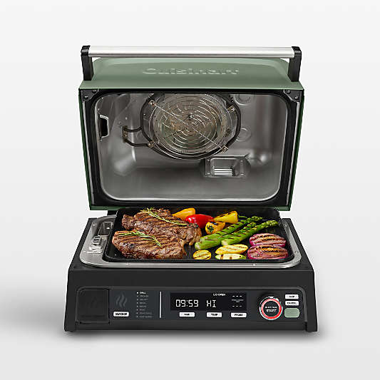 Cuisinart ® 8-in-1 Outdoor Electric Flavorboost Grill