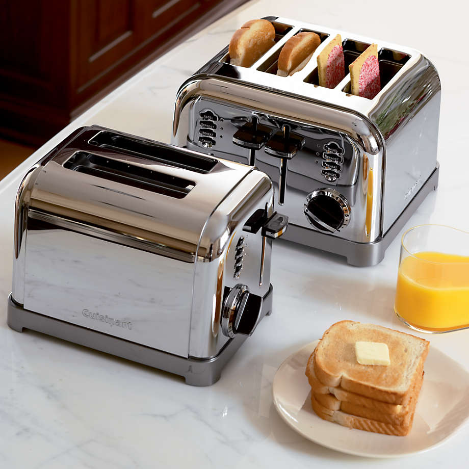 Cuisinart Classic Four-Slice Toaster + Reviews