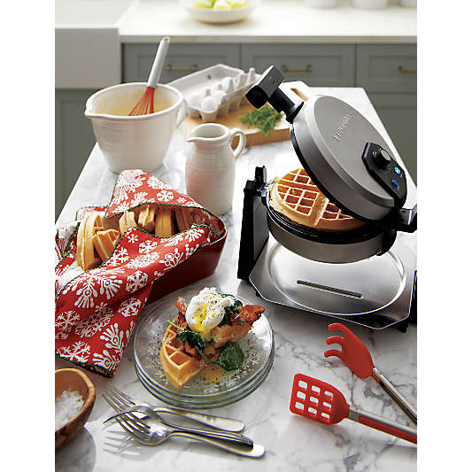 Cuisinart ® Flip Belgian Waffle Maker