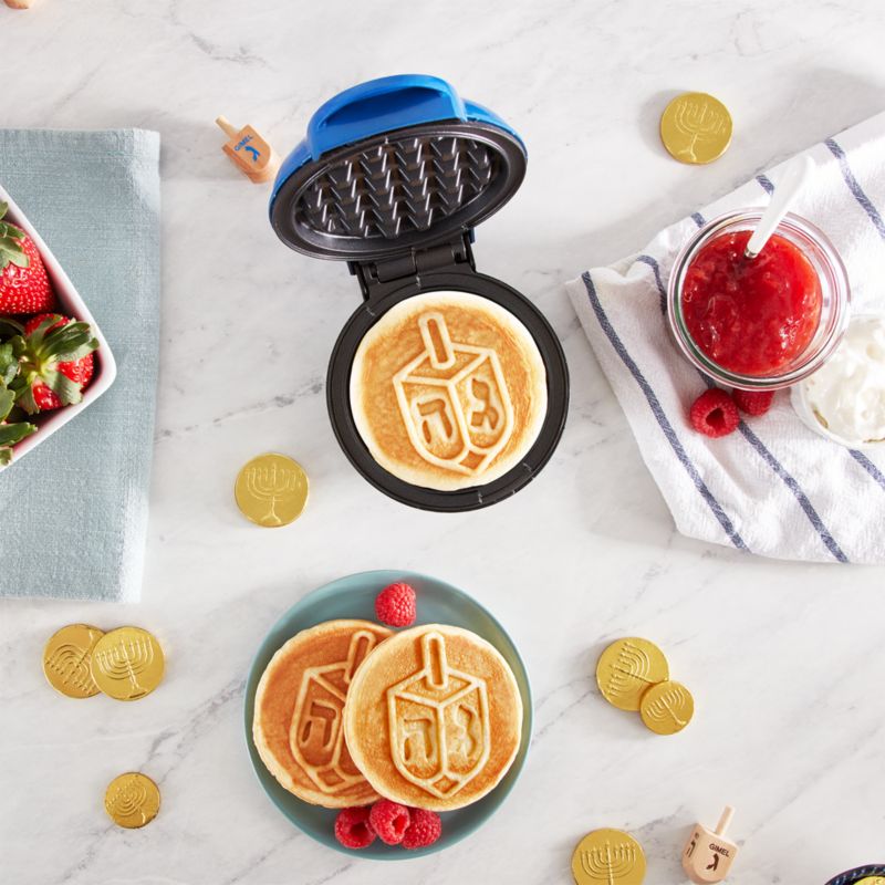 Dash ® Dreidel Mini Waffle Maker - image 2 of 7