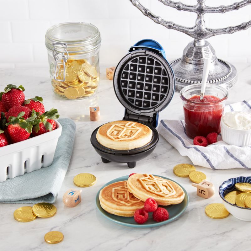 Dash ® Dreidel Mini Waffle Maker - image 3 of 7