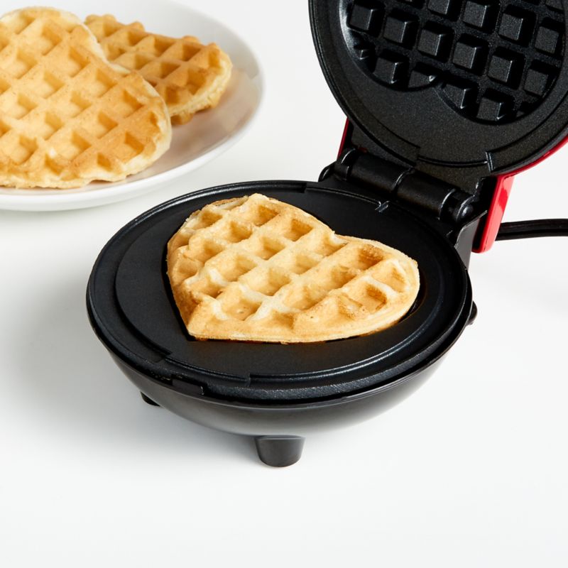 Dash Heart Mini Waffle Maker - Red