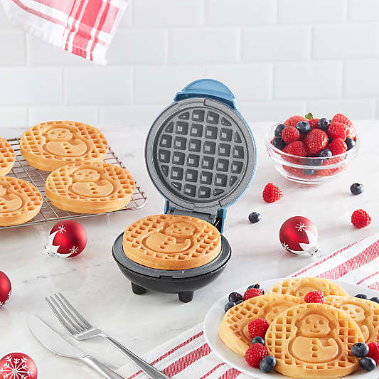 Dash ® Snowman Mini Waffle Maker with Ceramic Non-Stick Plates