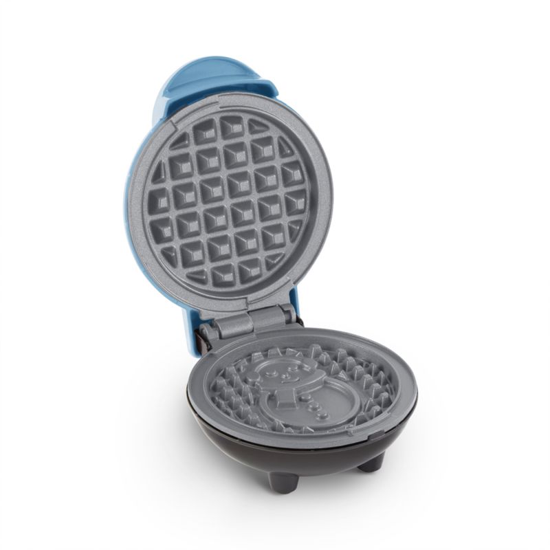 Dash ® Snowman Mini Waffle Maker with Ceramic Non-Stick Plates - image 4 of 8