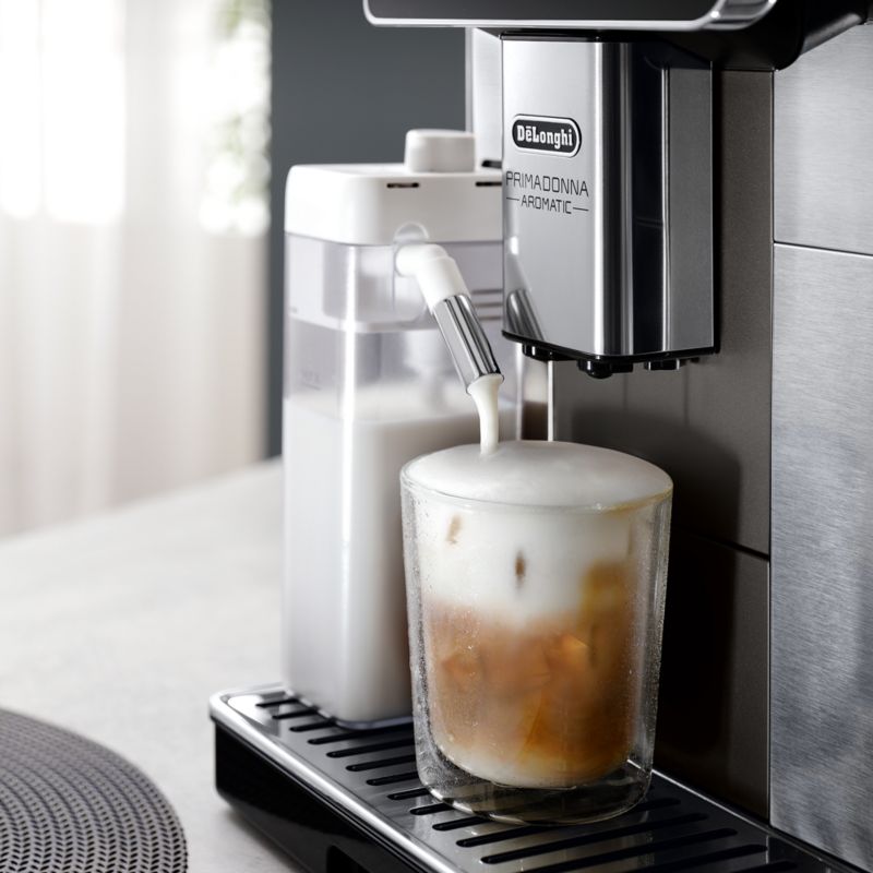 De'Longhi ® PrimaDonna Aromatic Fully Automatic Espresso Machine - image 1 of 10