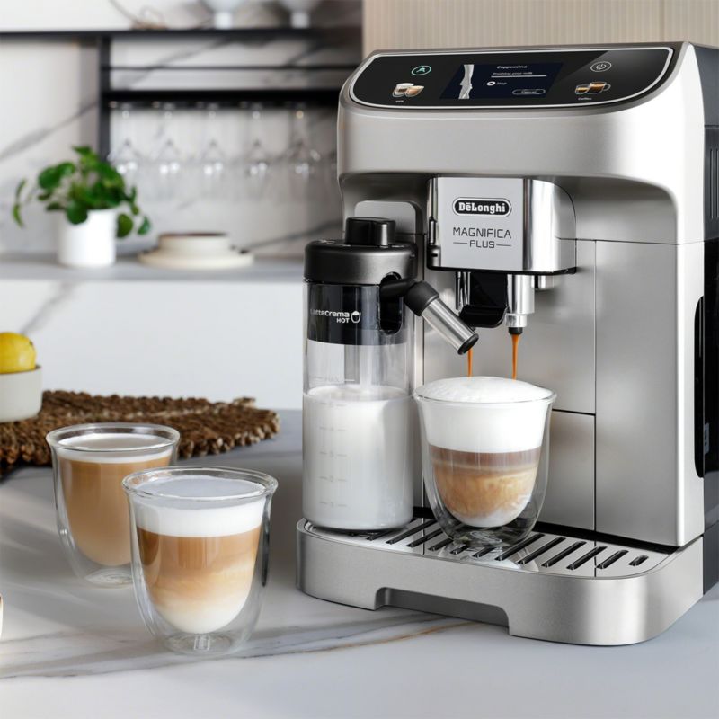 De'Longhi ® Magnifica Plus with LatteCrema ™ Automatic Coffee and Espresso Machine - image 2 of 10