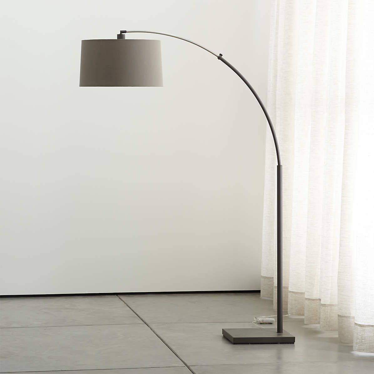 Dexter Arc Corner Floor Lamp with Grey Shade + Reviews | Crate 