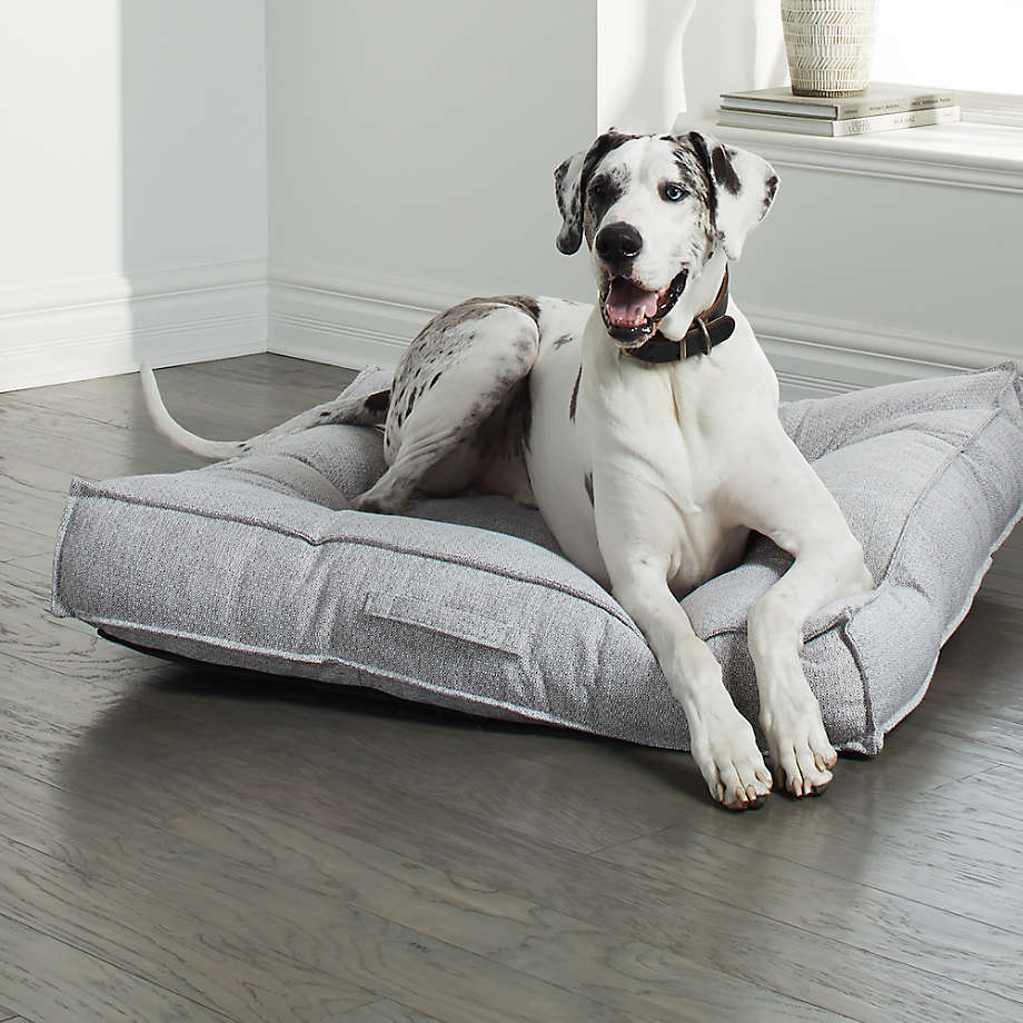 Piazza Large Allumina Tufted Dog Bed Reviews Crate Barrel