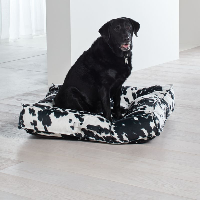 Piazza Large Wrangler Tufted Dog Bed Reviews Crate Barrel