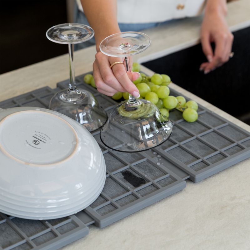 Dorai Home Ridge Dish Pad in Slate - image 1 of 5