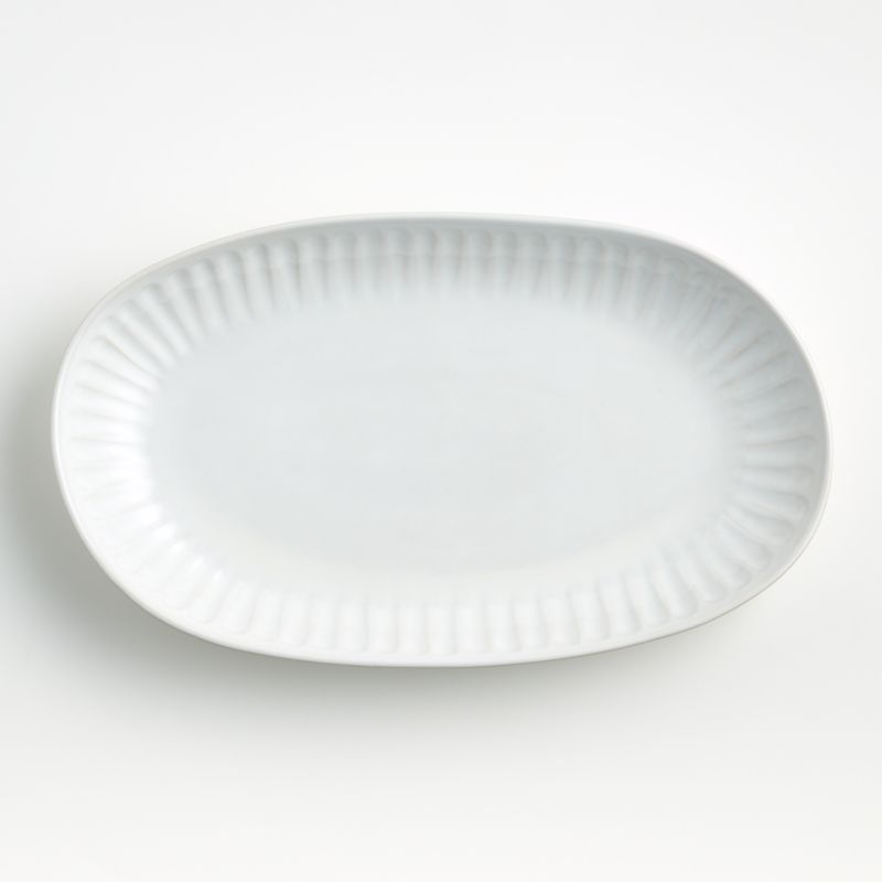 CRATE & BARREL White Porcelain Oval Baking Serving Dish 9x11