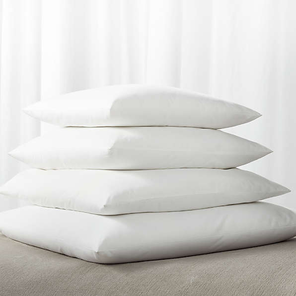 SYNTHETIC DOWN PILLOW INSERT, SQUARE FORM FOR DECORATIVE THROW