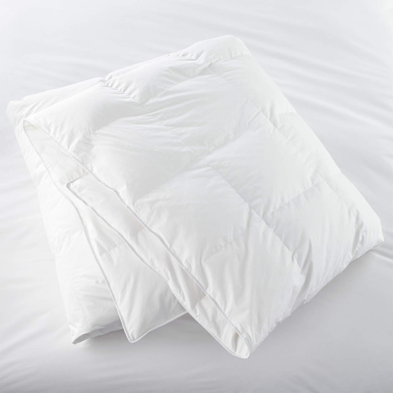 Classic Medium Down Twin Duvet Insert + Reviews Crate & Barrel