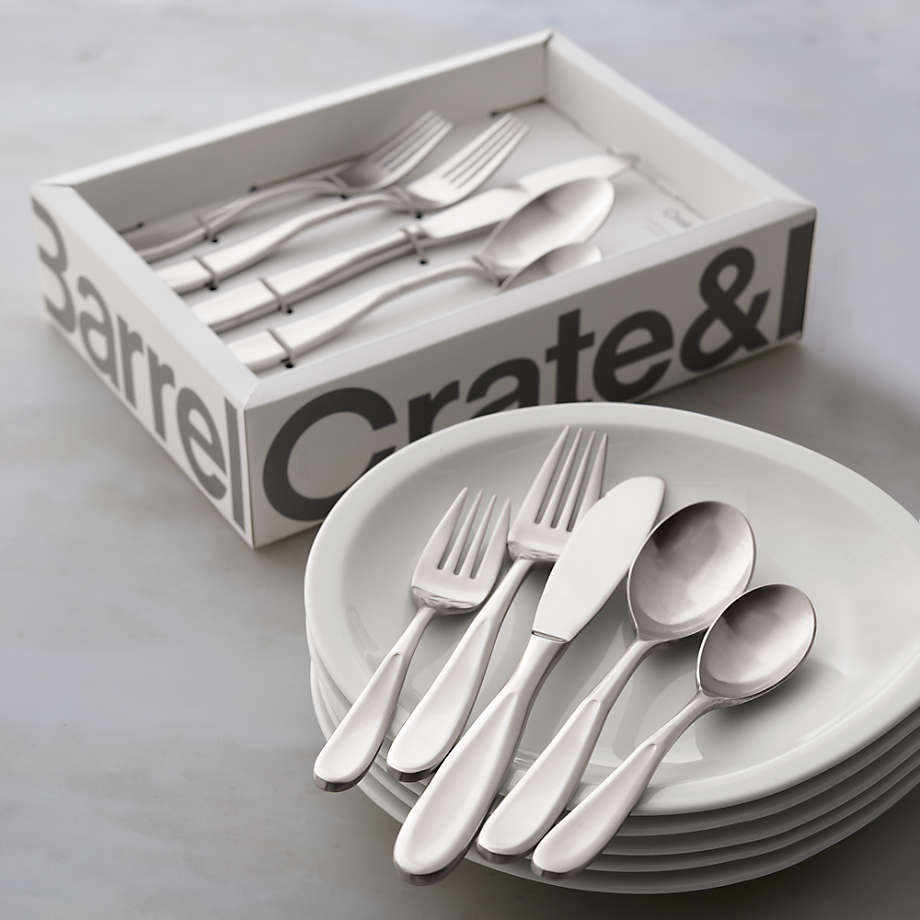 22-piece Stamped Stainless Steel Cutlery and Utensil Set Cubiertos