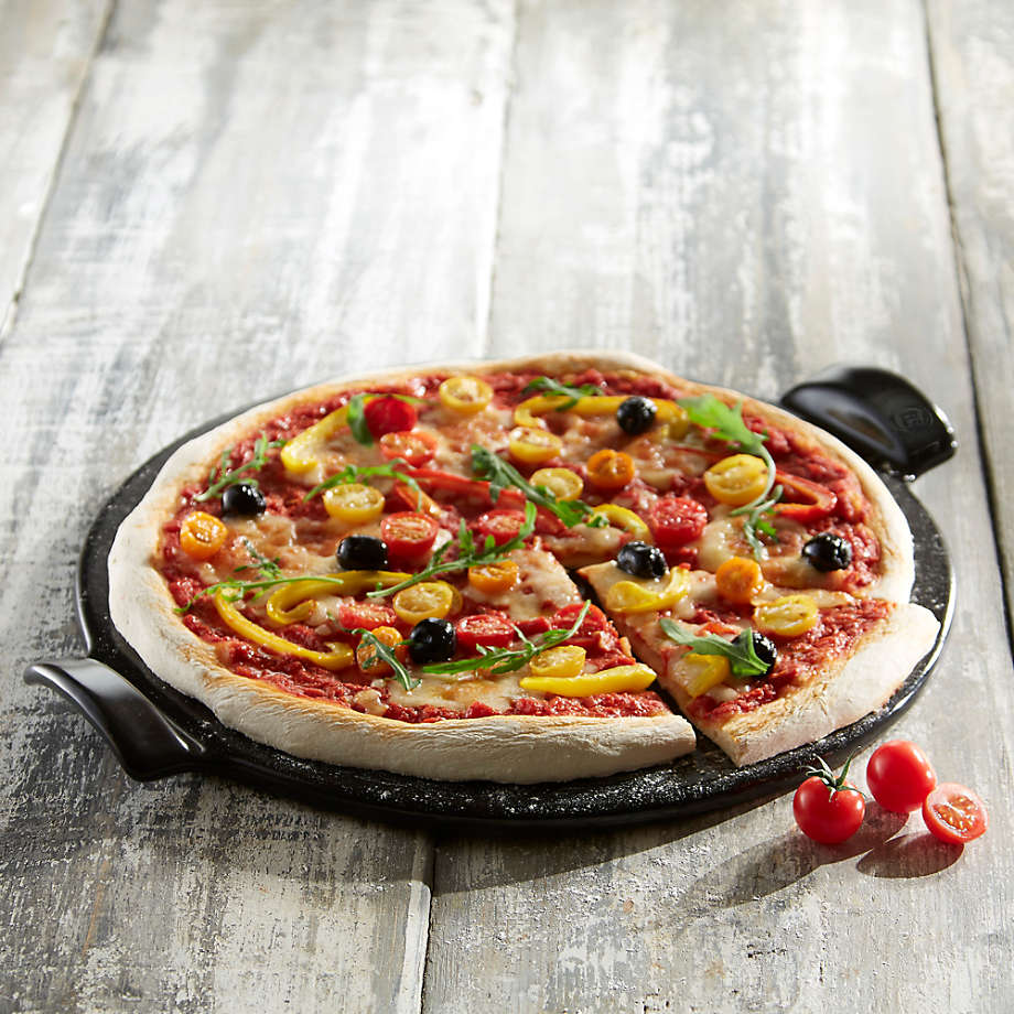 Emile Henry Pizza Stone - Black