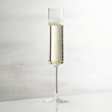 View Edge 5-Oz. Champagne Glass details