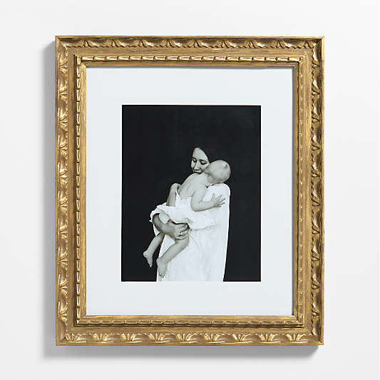 Edinburgh Gilded Gold Resin 11x14 Wall Picture Frame with Interchangeable Mats