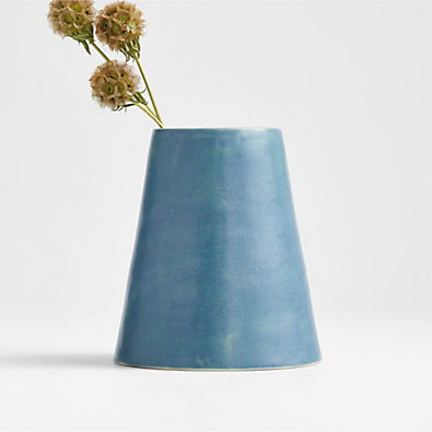 View Ekua Ceramics Midnight Vase details