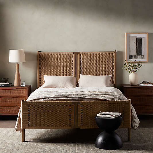 Eliza Wicker Queen Bed