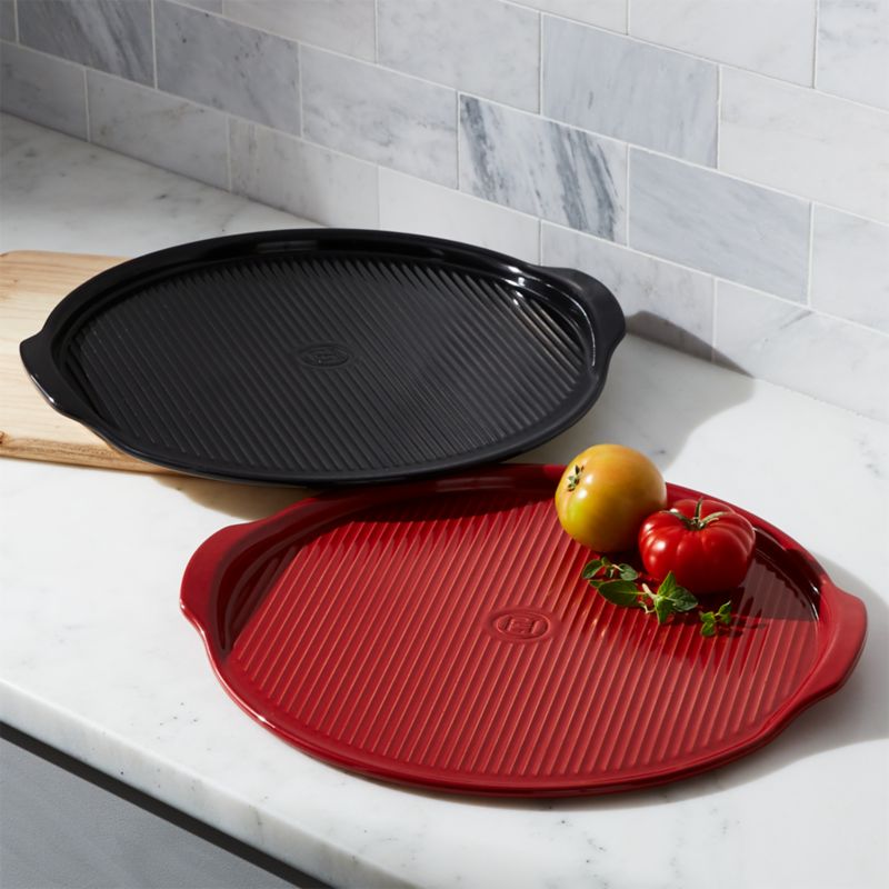 Emile Henry Red Ribbed Pizza Stone