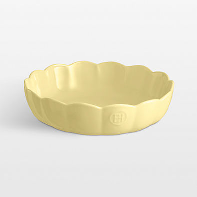 View Emile Henry Vanilla Madeleine Round Baking Dish details