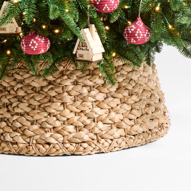 Emlyn Woven Christmas Tree Collar - image 0 of 5