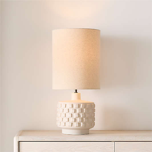 Eino Ivory Ceramic Table Lamp 26.5"
