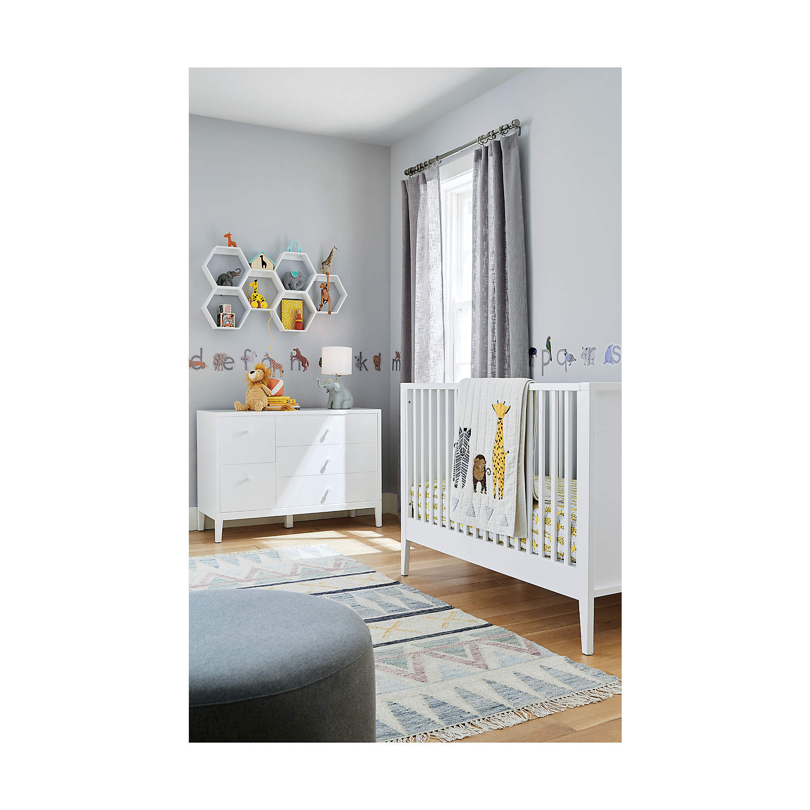 ever simple white bassinet