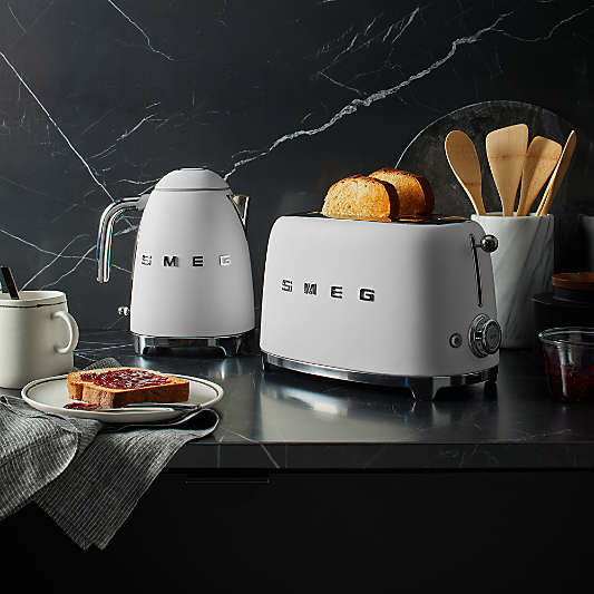 SMEG Matte White 2-Slice Retro Toaster