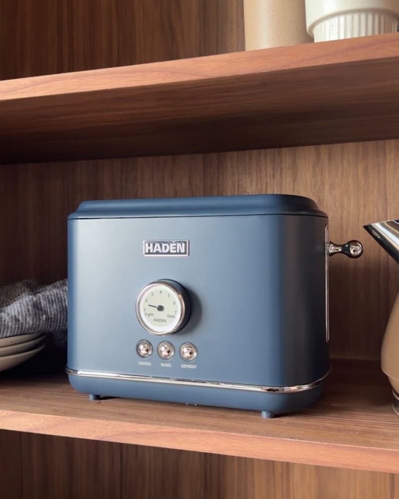 Play HADEN Oxford Navy 2-Slice Toaster - video 1 of 1