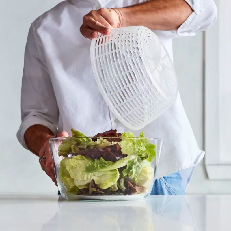 Play OXO ® Glass Salad Spinner - video 3 of 4