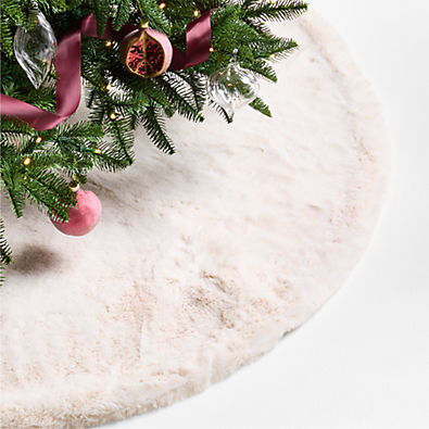 View Winter White Faux Fur Christmas Tree Skirt details