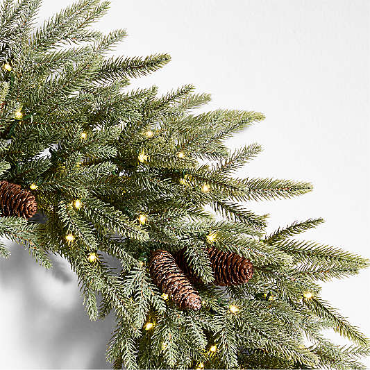 Faux Frosted Pre-Lit LED Norway Spruce Wreath 30"