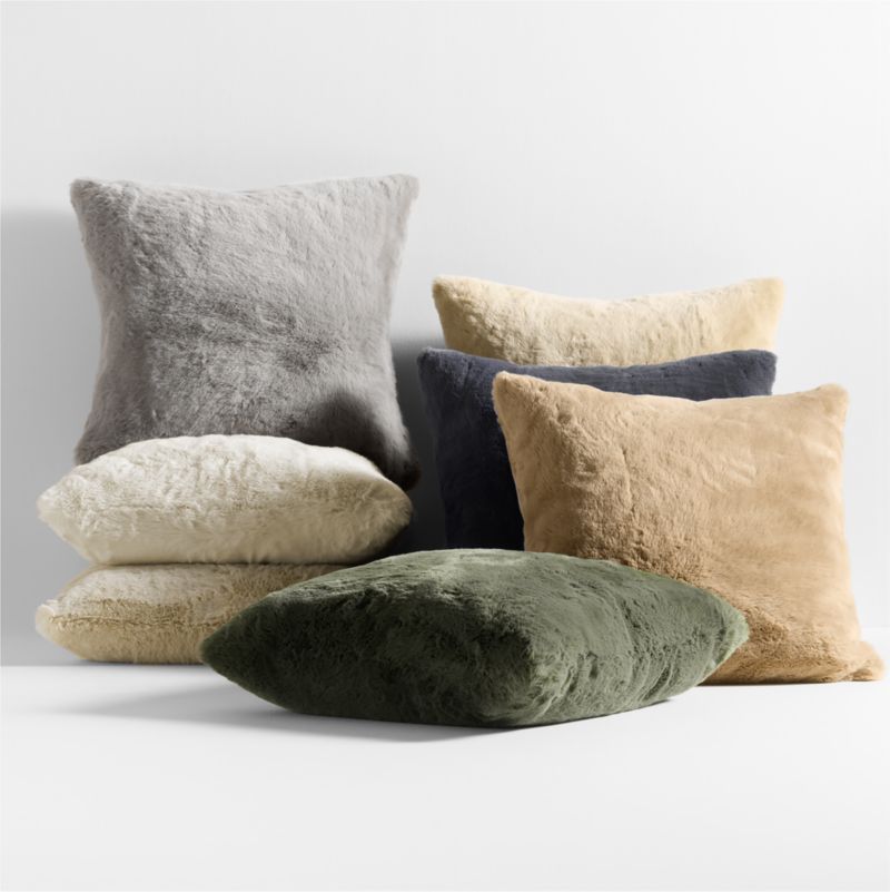 Cozy Pillows & Throws