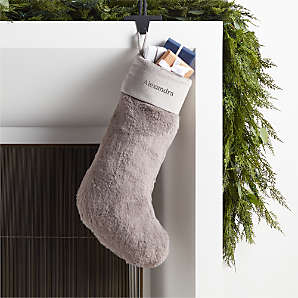 Home-decor chain stocking a variety of furnishings, bedding, kitchenware,  holiday goods & more.
