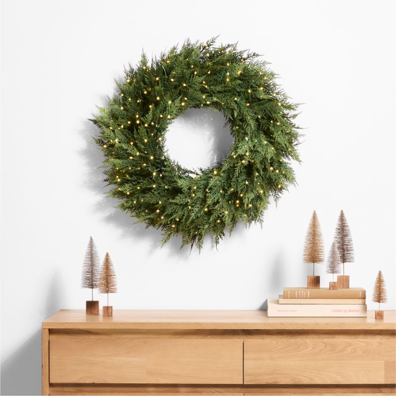 Faux Hemlock Pine Pre-Lit LED Wreath 28" - image 5 of 16