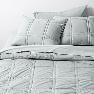 View Favorite Washed Organic Cotton Percale Mist Blue King Comforter details