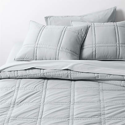 Favorite Washed Organic Cotton Percale Mist Blue King Comforter