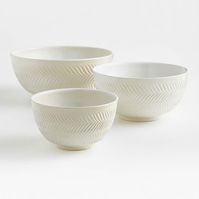 View Fern White Ceramic Mixing Bowls, Set of 3 details